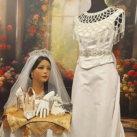 Jewelry - Lovely As Ever is a Unique-One-Of-A-Kind 7 pc. Tiara set